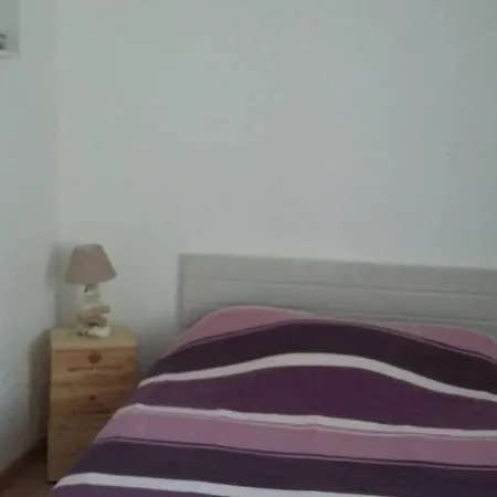 Holiday home Charmante Maison Paisible 6 Personnes *