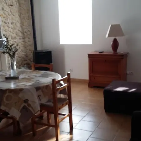 Charmante Maison Paisible 6 Personnes فيندايز - مونتاليفت